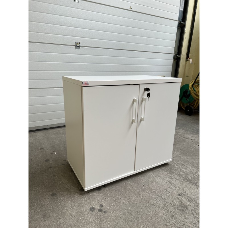Armoire basse portes battantes d'occasion
