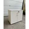 Armoire basse portes battantes d'occasion