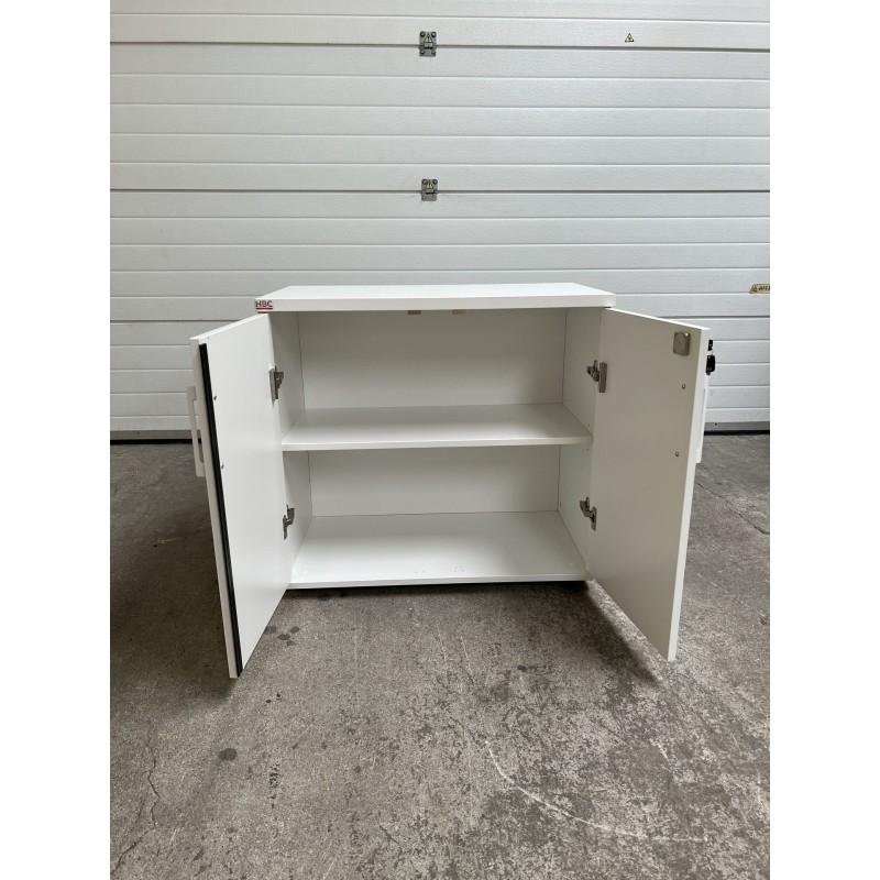 Armoire basse portes battantes d'occasion