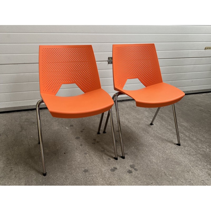 Lot de 2 Chaise 4 pieds inclinés chromé d'occasion